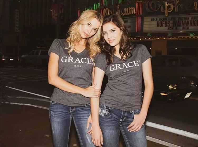 CHARCOAL Grace In LA Short Sleeve T-Shirt Size AU12 SALE