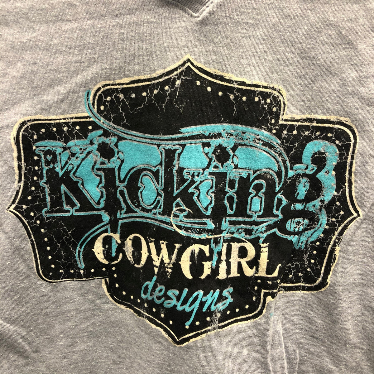 KCD Buckle Logo Grey Short Sleeve V Neck T-Shirt SALE AU14 left